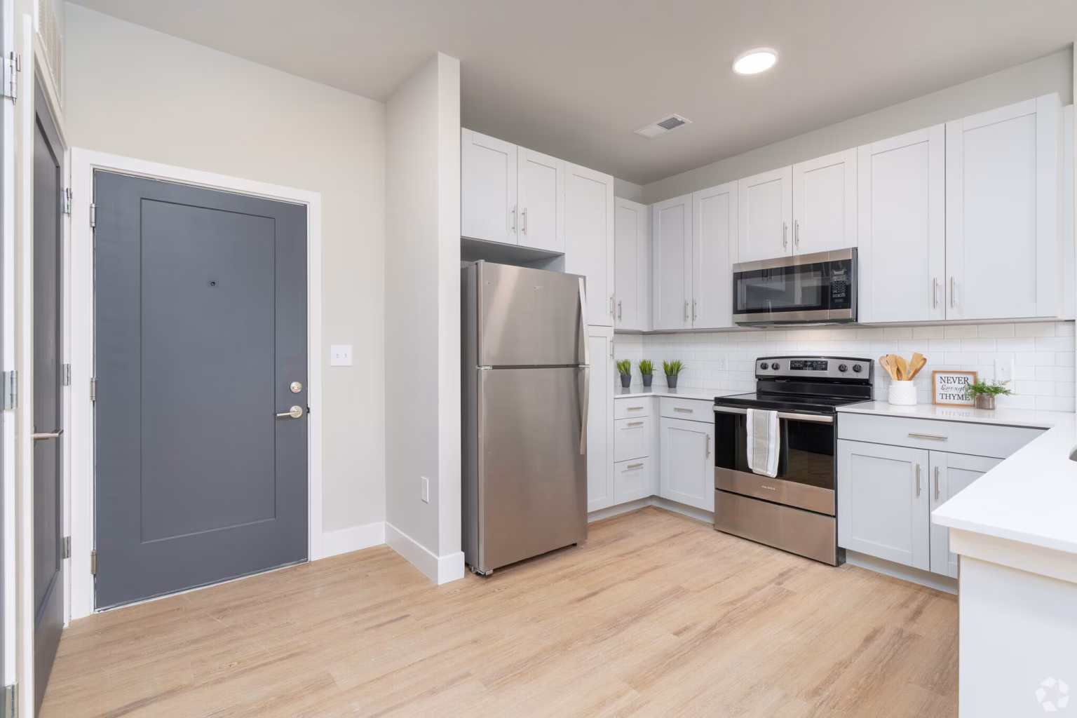 hearthstone-at-autumn-hollow-wentzville-mo-1br-1ba---700sf---kitchen